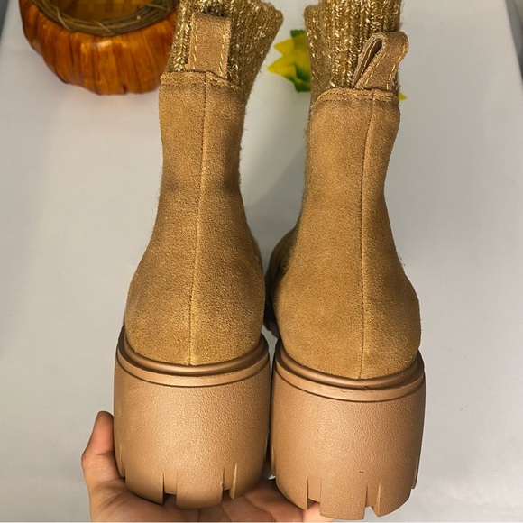 Steve Madden Hayle Pull Chelsea Booties Size 10 - Picture 8 of 16